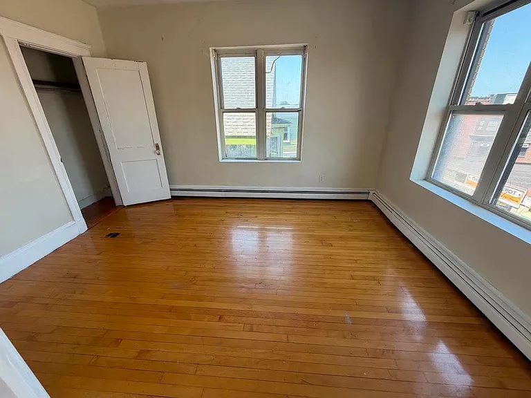 366 Centre St #9 — Photo 23