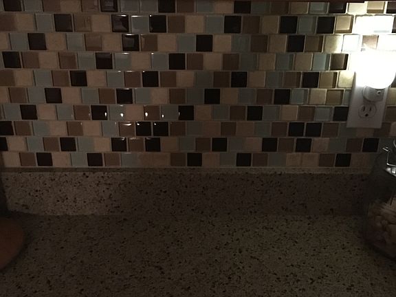 New countertop/backsplash