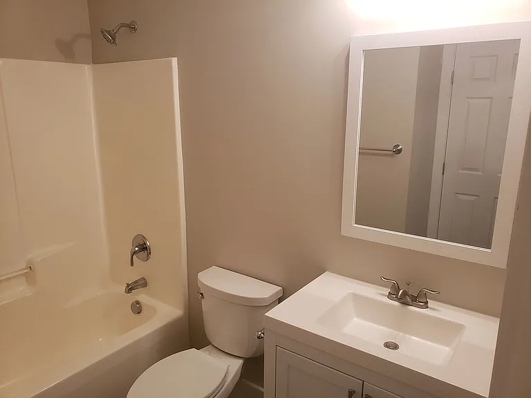 182 Pine Hollow Rd — Photo 15