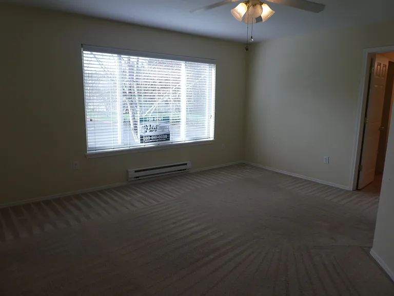 7123 SW Sagert St #104 — Photo 26
