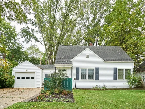 2430 Valley Rd, Cuyahoga Falls, OH 44223