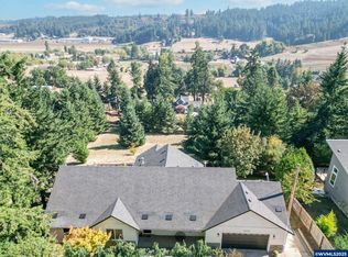 5220 Madrona Heights Dr NE, Silverton, OR 97381