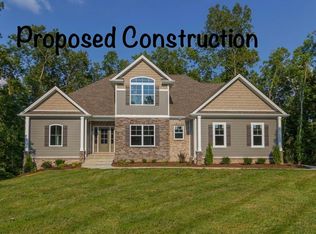 189 Clubhouse Dr, Georgetown, KY 40324