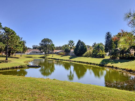 2nd image of 11360 Lakegreen Way