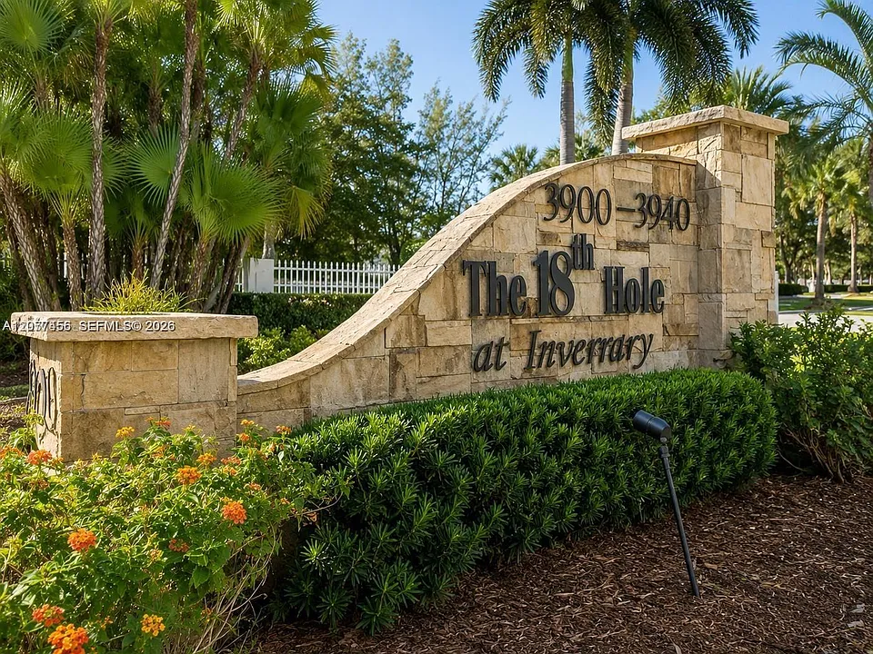 3910 Inverrary Blvd #603B