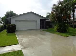 179 Dove Cir, Royal Palm Beach, FL 33411
