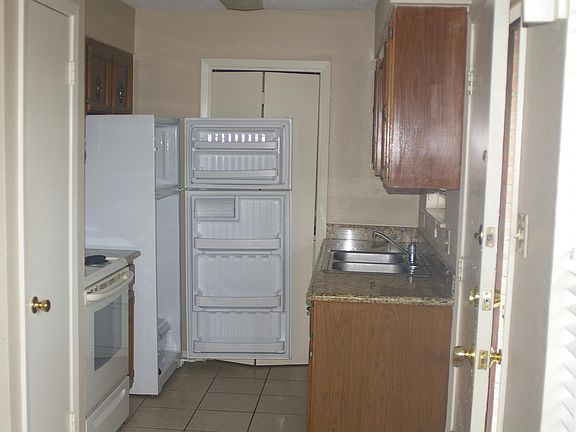 2nd image of 6083 Percival Pl