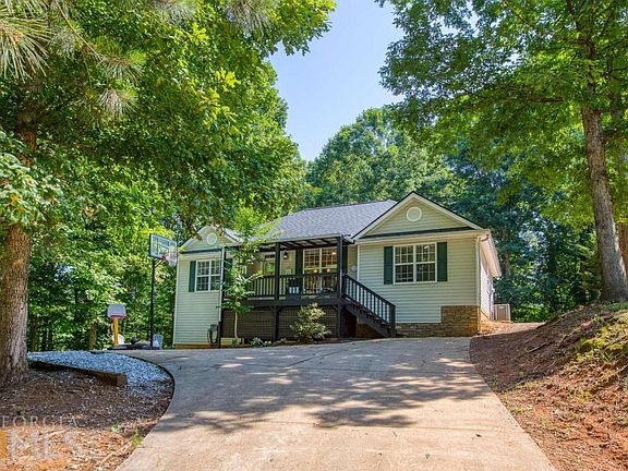 2nd image of 107 Brookwood Dr E