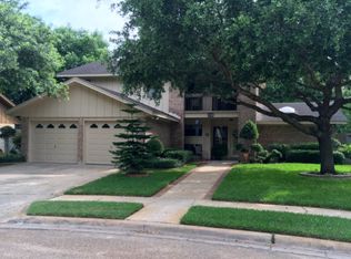 501 Paisano Dr, Victoria, TX 77904