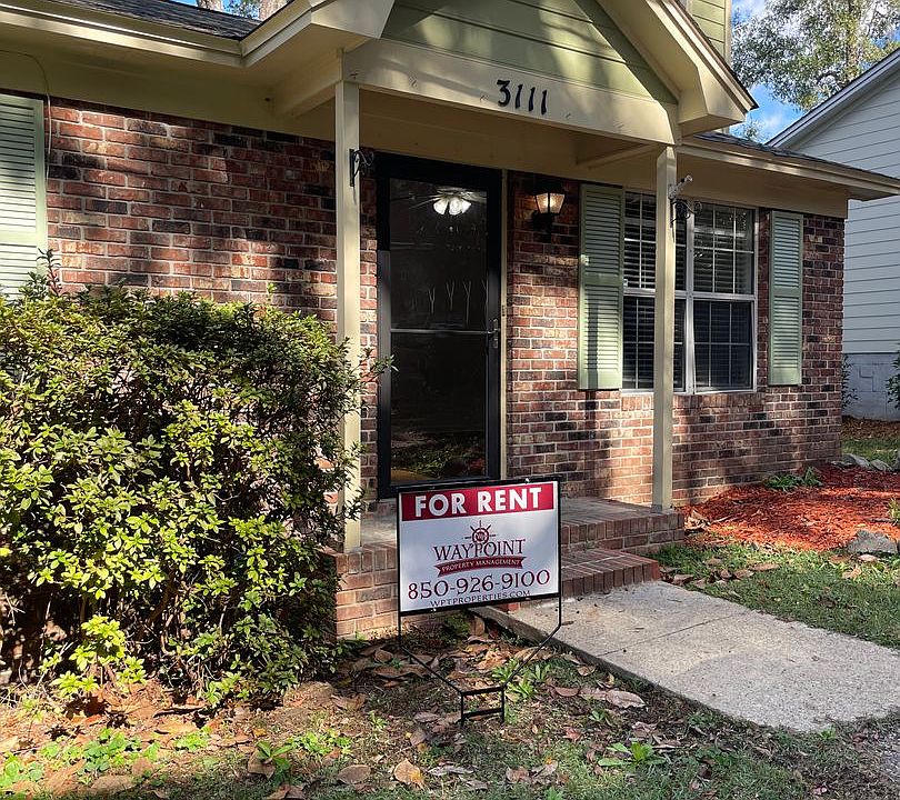 1st image of 3111 Oak Hammock Ct