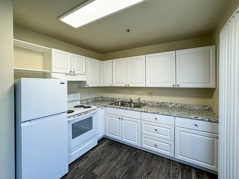 Guava Gardens Apartments Senior Living 62+ — Photo 23
