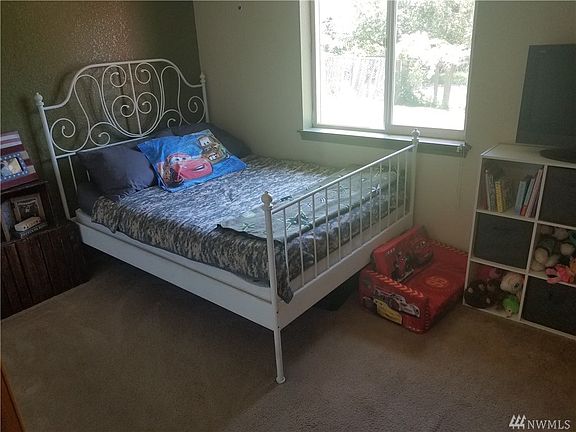 3rd image of 9125 Shadberry Dr SE