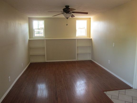 4th image of 3289 Clearview Dr