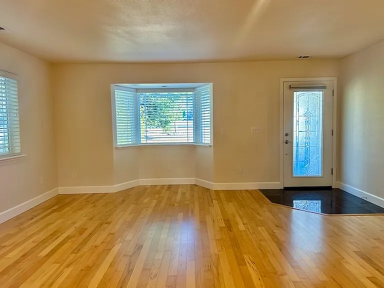 17874 Lake Forest Dr — Photo 8
