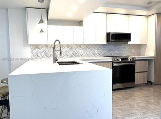 Island Shores Condo, North Miami Beach, FL 33160
