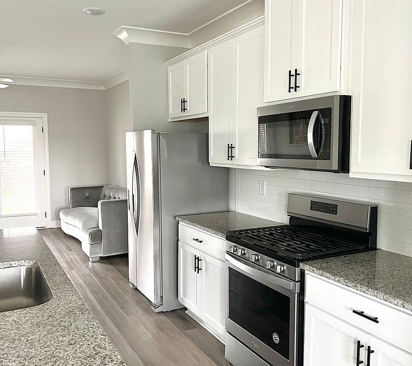 2nd image of 505 Waterpoint Way