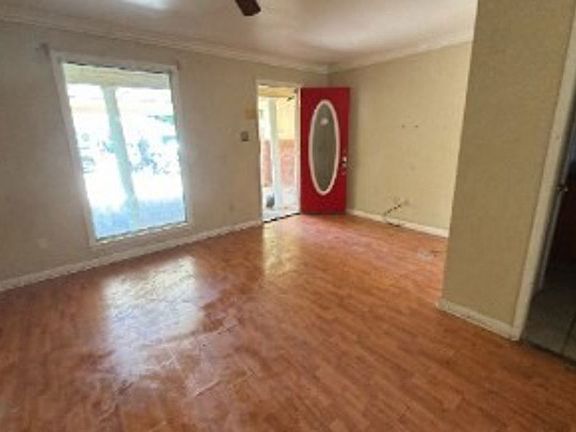 2nd image of 1726 Tullamore St
