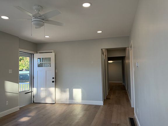 3rd image of 115 Friendship St