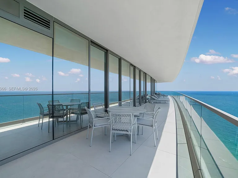 18975 Collins Ave #3000 — Photo 19