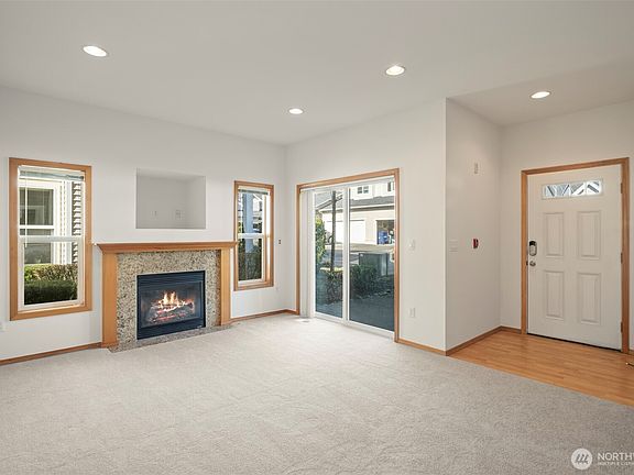 4th image of 18953 108th Lane SE