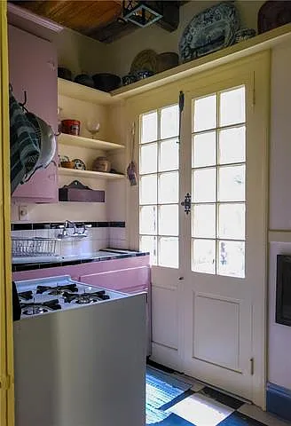 1111 Bourbon St #REAR — Photo 18