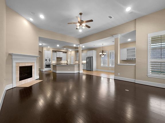 2nd image of 26406 Sundown Cove Ln #L