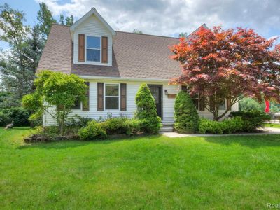 883 Barren Oaks Dr, Pontiac, MI, 48341