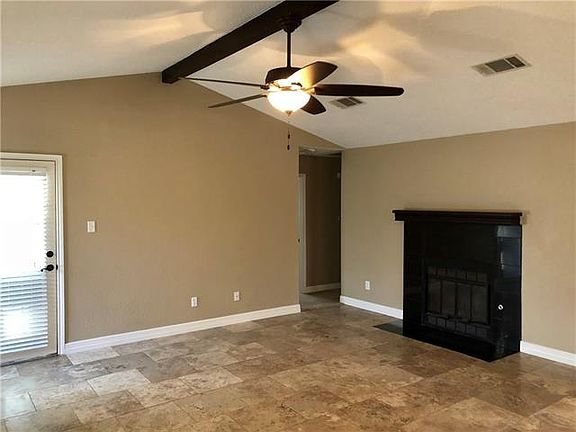 3rd image of 5505 Shreveport Dr