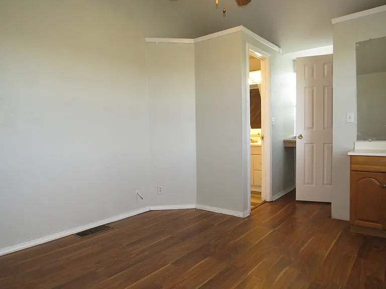 4657 S Bonnie Brae St — Photo 33