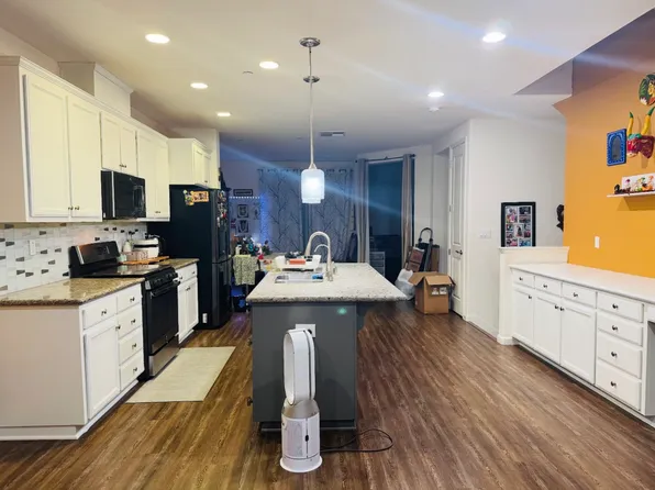 2285 Central Pkwy, Dublin, CA 94568
