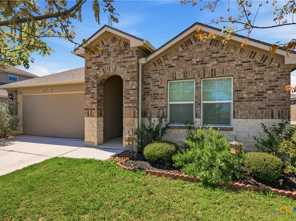 1328 Almond Crk, Seguin, TX 78155