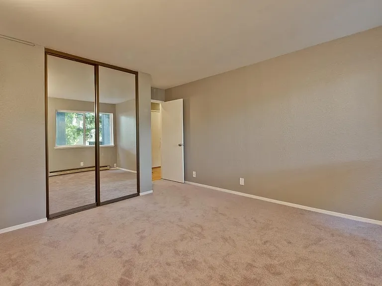 480 E Okeefe St #218 — Photo 19