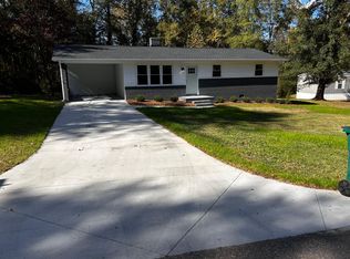 125 Turner Ave, Campobello, SC 29322