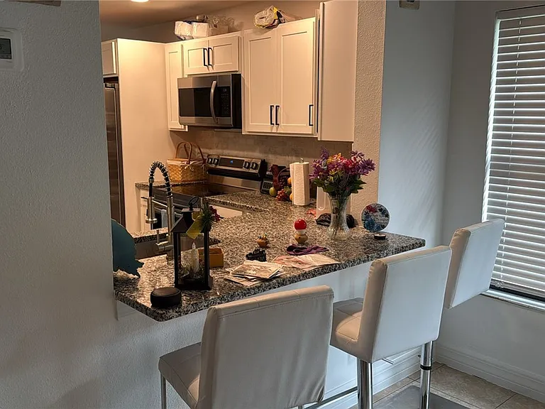 17430 Dumont Dr #434 — Photo 4