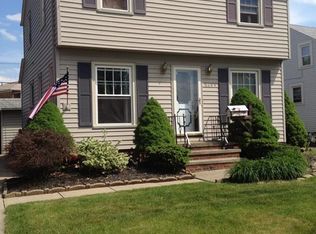 6099 Stanbury Rd, Parma, OH 44129