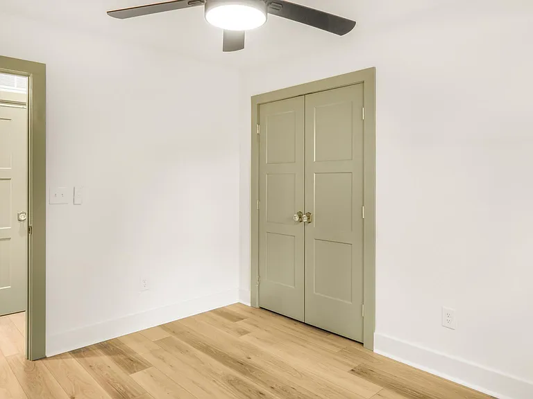 571 Buford St NW — Photo 14