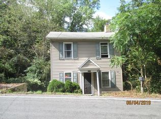 900 Harper Rd, Crescent, PA 15046