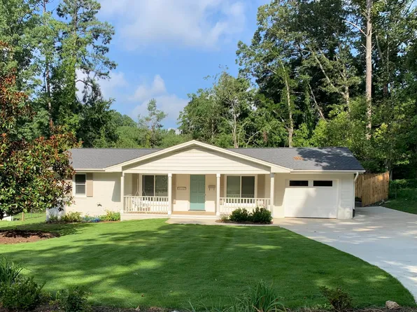 414 Charles Ct, Cary, NC 27511