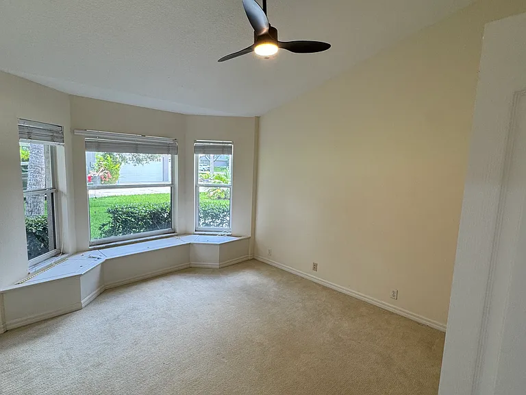 10084 Cherry Hills Avenue Cir — Photo 21