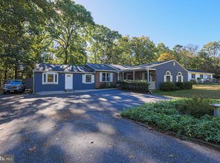 8425 Bussenius Rd, Pasadena, MD 21122