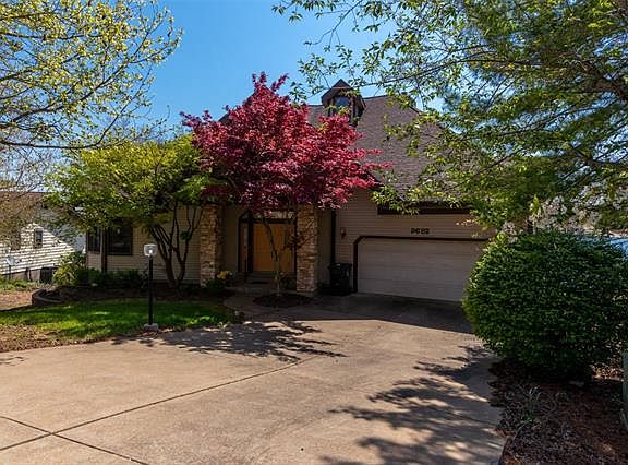 3rd image of 9682 W Vista Dr