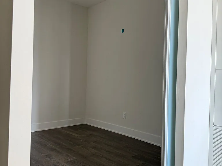 188 Fairview Mall Dr #706 — Photo 20