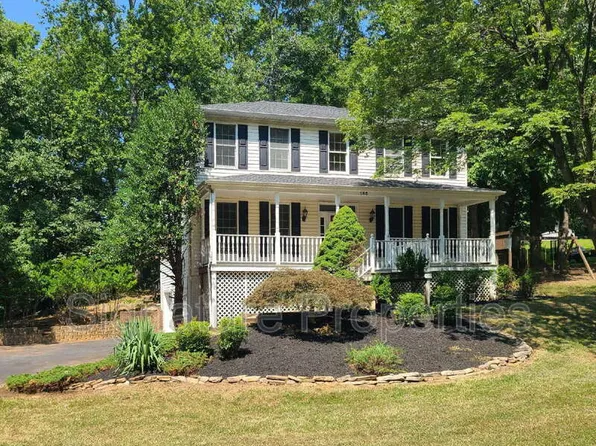 105 Oakwood Dr, Stafford, VA 22554