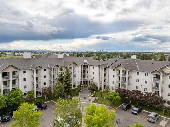 1717 E 60th St SE #146, Calgary, AB T2A 7Y7