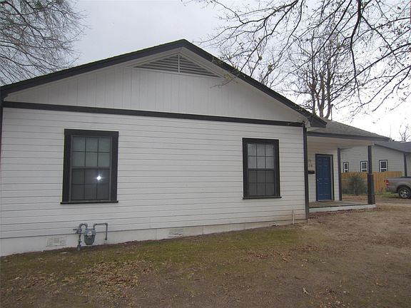3rd image of 120 Goodman St