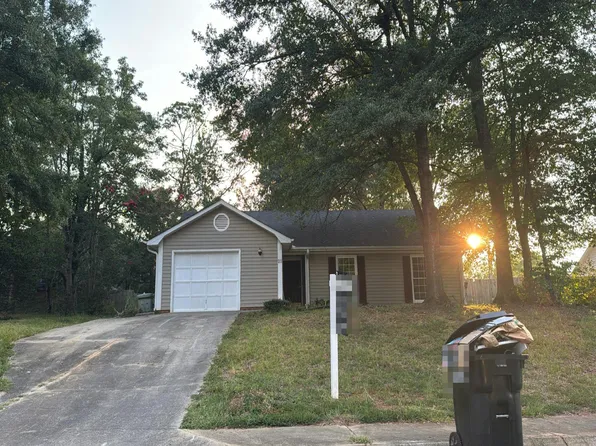 23 Chinaberry Ln, Simpsonville, SC 29680