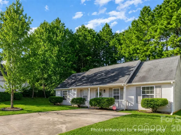 7616 Silver Arrow Dr, Charlotte, NC 28273