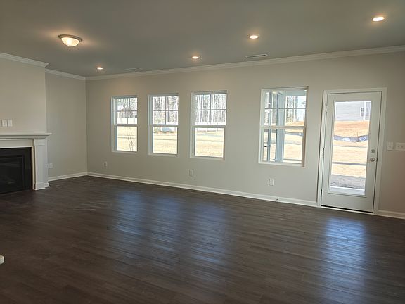 5th image of 1200 Rose Finch Dr