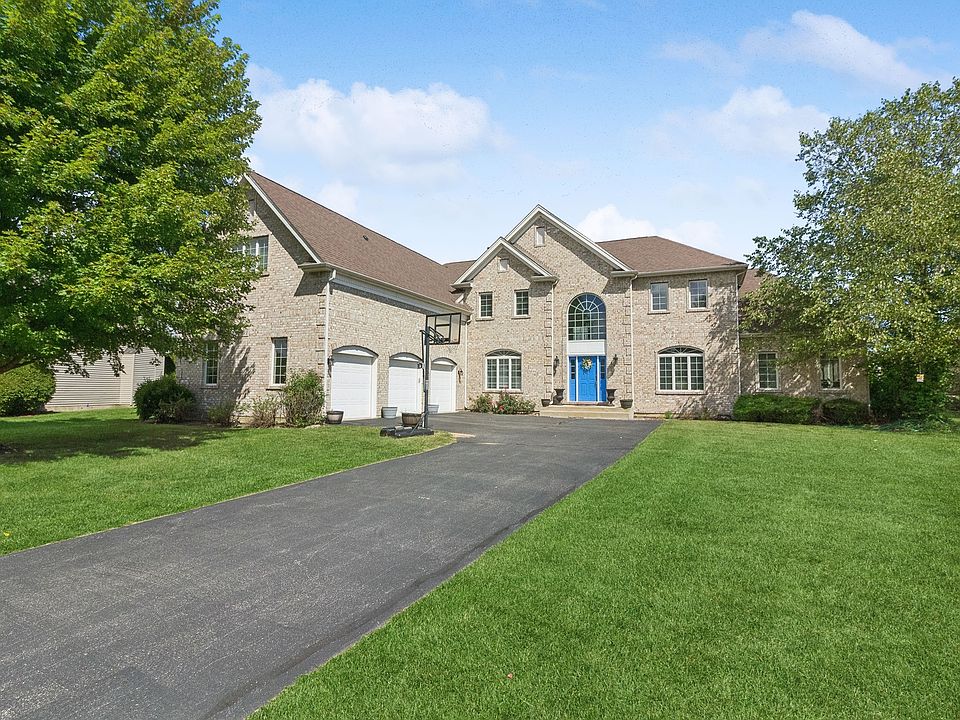 1st image of 391 Lake Run Ln