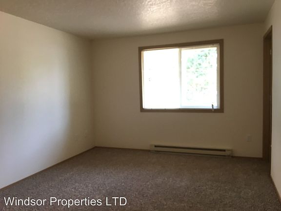 2nd image of 2233 NE Thomas St